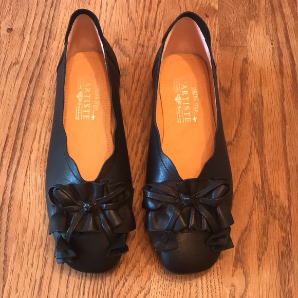 Louisa by L'Artiste for Springstep (size 37 fits like 7.5) - Picture 2 of 8